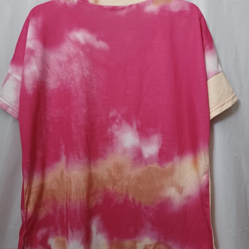 BELINDA  (TYE/DYE  V NECK ) TOP - Picture 7 of 10